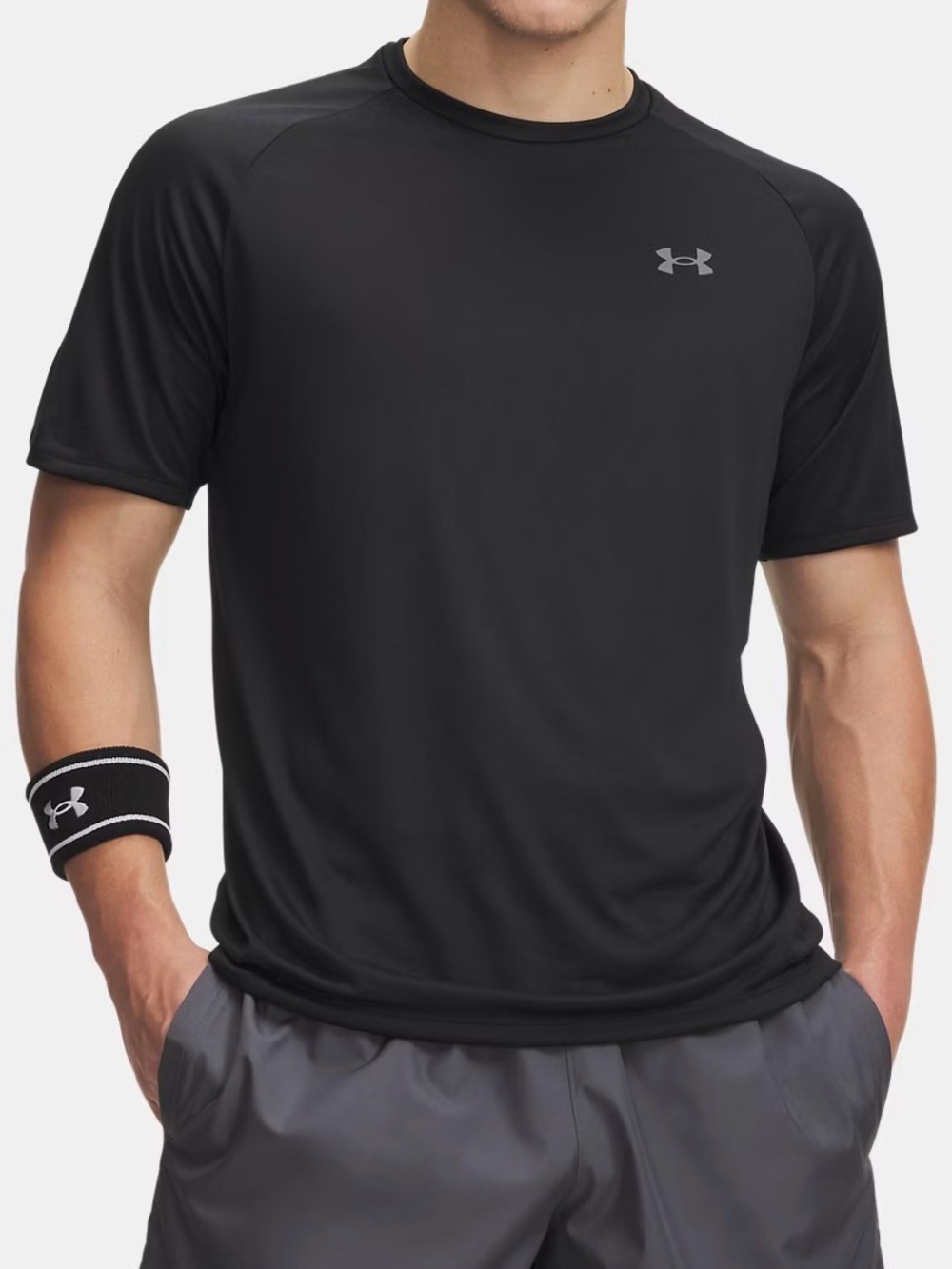 Under Armour Men’s Black/Graphite Short-Sleeve Performance Tee
